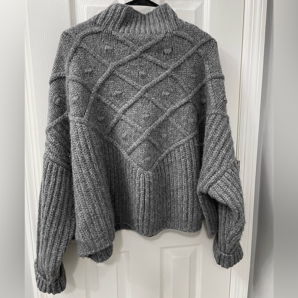 LUNYA L/XL Chunky Wool Pullover | Cropped Sweater | Serene Grey